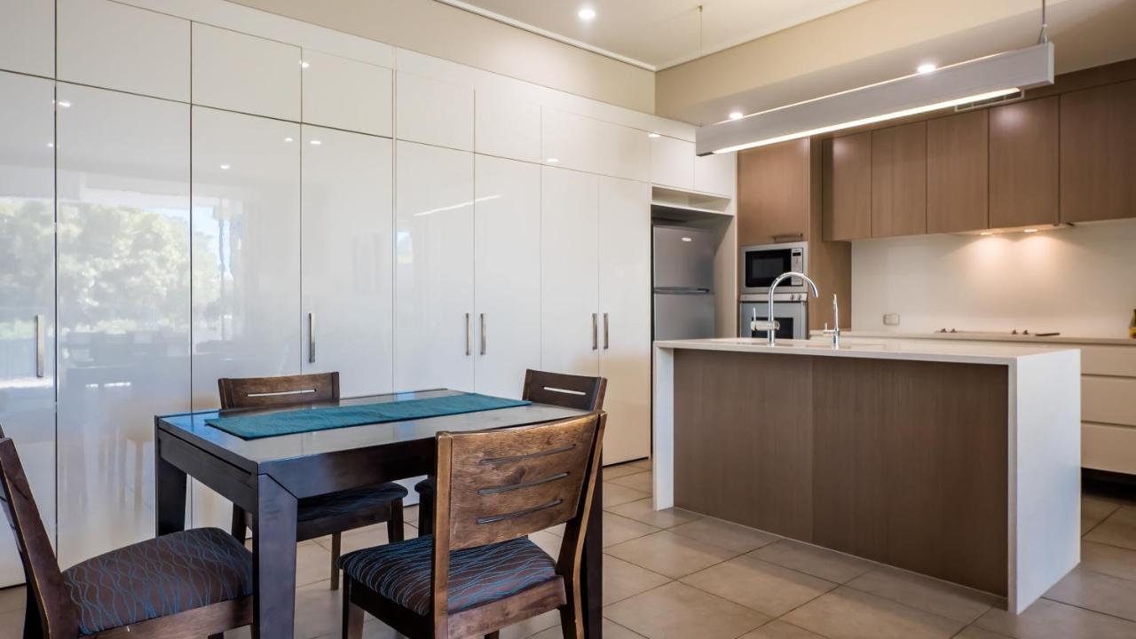 White Shells Luxury Apartments Marcoola Exterior foto